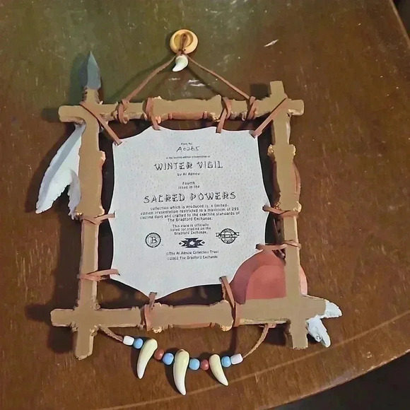 Winter vigil  wolves by the Bradford exchange Plate - Picture 13 of 15